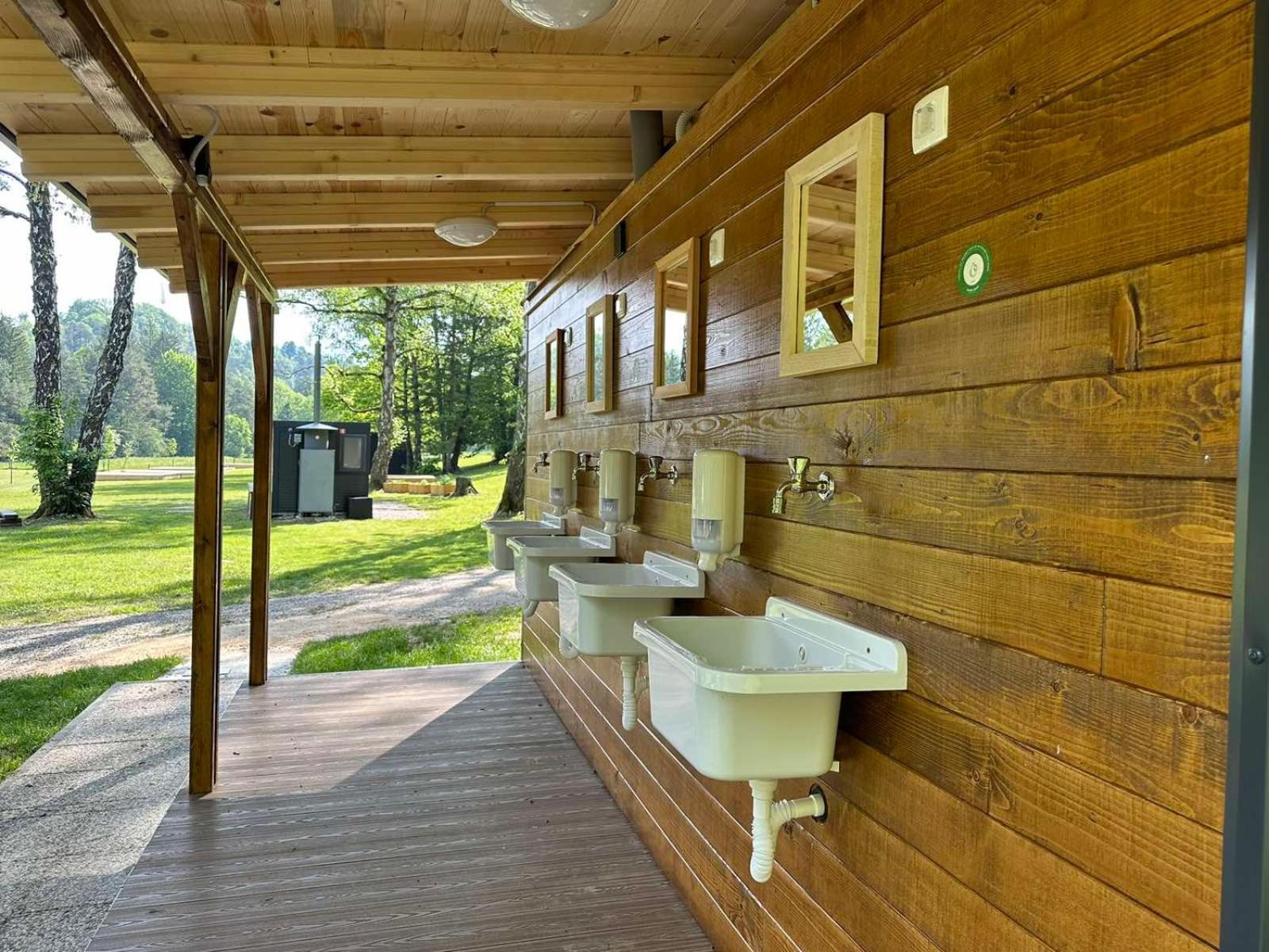 Eco River Camp - Pitches Radovljica Εξωτερικό φωτογραφία